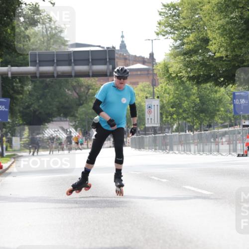29.06.2025 - hella hamburg halbmarathon Jannik Wohlers http://msf.ph/oto/8309695 29.06.2025 08:58:20 Lombardsbrücke  meine-sportfotos.de