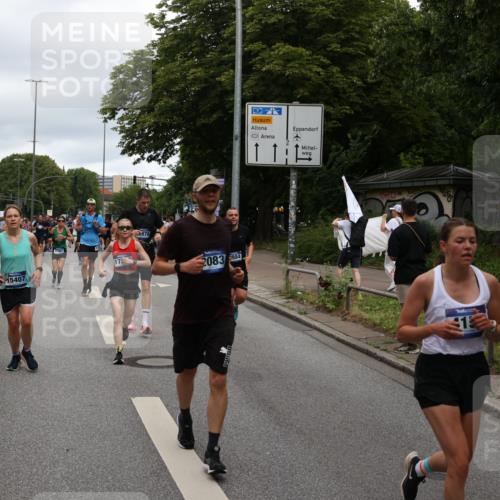 29.06.2025 - hella hamburg halbmarathon Yannick Fuchs http://msf.ph/oto/8309771 29.06.2025 10:50:33 20KM 1583, 1955, 2083, 2741, 3413, 3836, 4152, 5418, 5492, 5570, 6399, 6416, 6835, 7037, 7547, 7716, 8393, 8542, 8652, 8669, 8825, 8968, 8996, 9246, 9488, 9727, 9884, 9903, 9907, 9934, 10084, 10093, 10665, 11083, 11212, 12014, 12348, 12440, 12523, 12590, 12712, 13394, 13666, 13691, 13750, 14139, 14408, 14588, 14678, 14867, 15097, 15407, 15431, 15695, 16121, 16257, 16261, 16620, 16634, 16679, 17268, 17660, 17993, 18208, 18652, 18719, 18867, 18899, 19091 meine-sportfotos.de