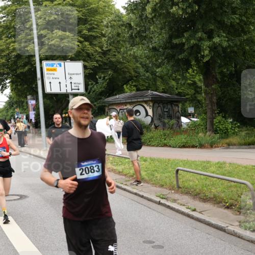 29.06.2025 - hella hamburg halbmarathon Yannick Fuchs http://msf.ph/oto/8310068 29.06.2025 10:50:33 20KM 1583, 1955, 2083, 2741, 3413, 3836, 4152, 5418, 5492, 5570, 6399, 6416, 6835, 7037, 7547, 7716, 8393, 8542, 8652, 8669, 8825, 8968, 8996, 9246, 9488, 9727, 9884, 9903, 9907, 9934, 10084, 10093, 10665, 11083, 11212, 12014, 12348, 12440, 12523, 12590, 12712, 13394, 13666, 13691, 13750, 14139, 14408, 14588, 14678, 14867, 15097, 15407, 15431, 15695, 16121, 16257, 16261, 16620, 16634, 16679, 17268, 17660, 17993, 18208, 18652, 18719, 18867, 18899, 19091 meine-sportfotos.de