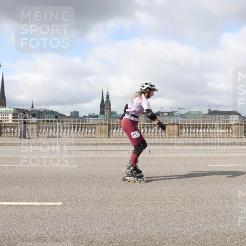29.06.2025 - hella hamburg halbmarathon Lena Gebhardt http://msf.ph/oto/8310182 29.06.2025 09:06:49 Lombardsbrücke 117 meine-sportfotos.de