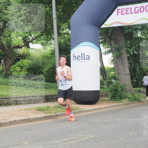 29.06.2025 - hella hamburg halbmarathon KatJ http://msf.ph/oto/8310508 29.06.2025 10:15:12 Zwischen KM18-KM19  meine-sportfotos.de
