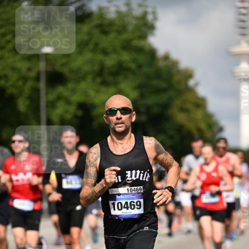 29.06.2025 - hella hamburg halbmarathon Dr. Thomas Lammeyer http://msf.ph/oto/8310543 29.06.2025 09:54:48 Kennedybrücke 1136, 1256, 1677, 1912, 1941, 1962, 2579, 2972, 3523, 3700, 3947, 4759, 4843, 4854, 4865, 4888, 4889, 5087, 5275, 5375, 6593, 6639, 6721, 6901, 7116, 7284, 7378, 7635, 7693, 8122, 8319, 8966, 9262, 9313, 9371, 9380, 9755, 9833, 9885, 10193, 10415, 10469 meine-sportfotos.de