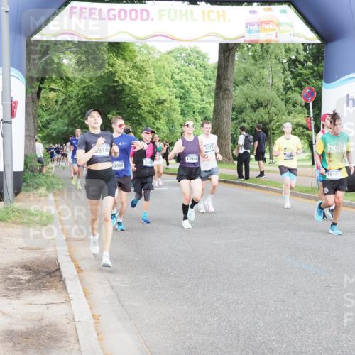 29.06.2025 - hella hamburg halbmarathon MichiJ http://msf.ph/oto/8310597 29.06.2025 10:35:59 Zwischen KM18-KM19 1460, 1884, 2442, 4324, 4377, 4601, 5915, 6081, 6134, 7067, 8234, 8916, 8927, 9213, 11679, 12534, 13007, 13183, 13672, 13948, 14814, 16149, 17007, 17172, 17979, 18790, 18856, 19181 meine-sportfotos.de