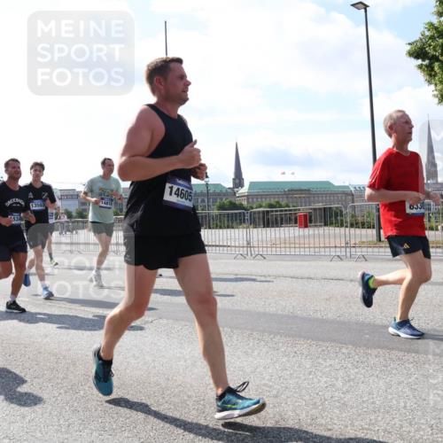 29.06.2025 - hella hamburg halbmarathon Lena Gebhardt http://msf.ph/oto/8310617 29.06.2025 09:59:49 Lombardsbrücke 13589, 534, 13503, 5277, 14818, 14605, 1006, 1125, 1264, 1319, 1334, 1366, 1595, 1642, 1834, 1914, 1955, 2099, 2282, 2348, 2364, 2391, 2432, 2582, 2584, 2630, 2676, 2677, 2910, 3279, 3668, 3836, 4013, 4231, 4426, 4772, 4796, 4837, 5015, 5134, 5277, 5299, 5341, 5465, 6174, 6201, 6202, 6414, 6415, 6416, 6462, 6581, 6587, 7037, 7833, 8330, 8520, 8542, 8652, 8846, 8929, 9142, 9488, 9903, 9907, 9922, 9984, 10020, 10031, 11039, 11568, 11844 meine-sportfotos.de