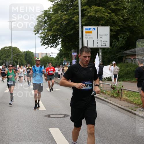 29.06.2025 - hella hamburg halbmarathon Yannick Fuchs http://msf.ph/oto/8311012 29.06.2025 10:50:35 20KM 1583, 1955, 2083, 2741, 3413, 3836, 4152, 5418, 5492, 5570, 6399, 6416, 6835, 7037, 7547, 7716, 8393, 8542, 8652, 8669, 8825, 8968, 9246, 9488, 9727, 9884, 9907, 9934, 10093, 10665, 11083, 11212, 12014, 12348, 12440, 12523, 12590, 12712, 13394, 13666, 13691, 13750, 14139, 14408, 14588, 14678, 14867, 15097, 15407, 15431, 15695, 15712, 16121, 16257, 16261, 16620, 16634, 16679, 17268, 17660, 17993, 18208, 18652, 18719, 18867, 18899, 19091 meine-sportfotos.de