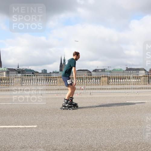 29.06.2025 - hella hamburg halbmarathon Lena Gebhardt http://msf.ph/oto/8311199 29.06.2025 09:06:53 Lombardsbrücke 125 meine-sportfotos.de