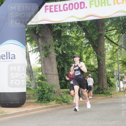 29.06.2025 - hella hamburg halbmarathon KatJ http://msf.ph/oto/8311515 29.06.2025 10:15:22 Zwischen KM18-KM19  meine-sportfotos.de