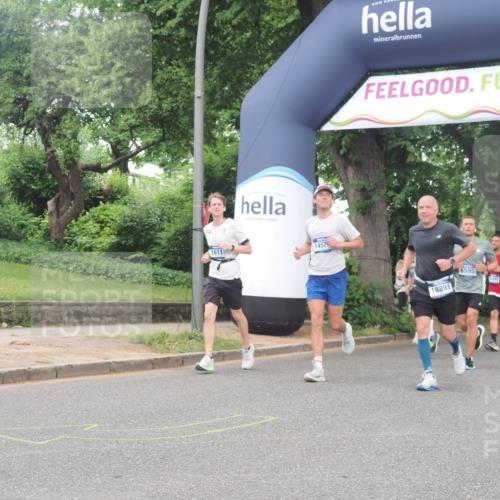 29.06.2025 - hella hamburg halbmarathon KatJ http://msf.ph/oto/8311752 29.06.2025 10:44:48 Zwischen KM18-KM19 1611, 2236, 6595, 7082 meine-sportfotos.de