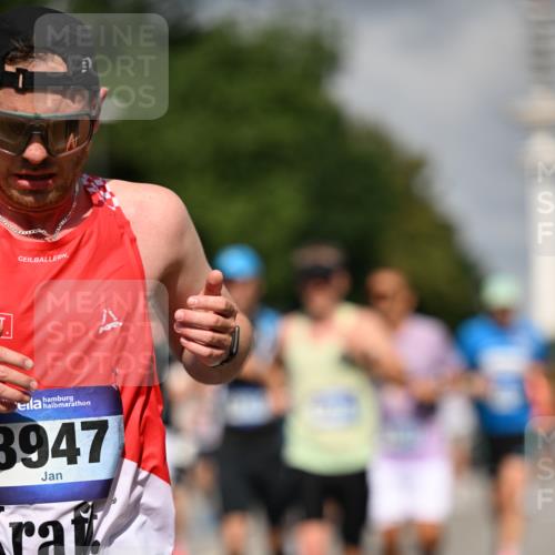 29.06.2025 - hella hamburg halbmarathon Dr. Thomas Lammeyer http://msf.ph/oto/8311987 29.06.2025 09:54:53 Kennedybrücke 1136, 1256, 1912, 1941, 1962, 2972, 3523, 3700, 3947, 4759, 4843, 4854, 4865, 4888, 5087, 5275, 5375, 5410, 6593, 6721, 6901, 7116, 7284, 7378, 7635, 7693, 8319, 8871, 9262, 9313, 9371, 9380, 9755, 9833, 9885, 10193, 10415, 10469 meine-sportfotos.de