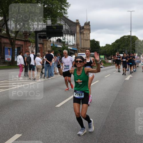 29.06.2025 - hella hamburg halbmarathon Yannick Fuchs http://msf.ph/oto/8311992 29.06.2025 10:50:37 20KM 1583, 1955, 2083, 2741, 3413, 3836, 4152, 4940, 5418, 5492, 5570, 6399, 6416, 6835, 7037, 7547, 7716, 8393, 8542, 8652, 8669, 8825, 9488, 9727, 9820, 9884, 9907, 9934, 10093, 10212, 10665, 11083, 11212, 12014, 12348, 12440, 12523, 12590, 12712, 13394, 13666, 13691, 13750, 14139, 14408, 14588, 14678, 14867, 15097, 15407, 15431, 15695, 15712, 16113, 16121, 16257, 16261, 16634, 16679, 17268, 17660, 17993, 18208, 18652, 18719, 18867, 18899, 19091 meine-sportfotos.de
