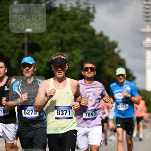 29.06.2025 - hella hamburg halbmarathon Dr. Thomas Lammeyer http://msf.ph/oto/8312142 29.06.2025 09:54:54 Kennedybrücke 1136, 1256, 1912, 1941, 1962, 2972, 3523, 3700, 3947, 4759, 4843, 4854, 4865, 5275, 5375, 5410, 6593, 6721, 6901, 7116, 7284, 7378, 7635, 7693, 8319, 8871, 9262, 9313, 9371, 9380, 9755, 9833, 9885, 10193, 10375, 10415, 10469 meine-sportfotos.de