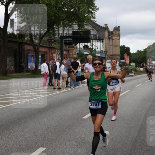 29.06.2025 - hella hamburg halbmarathon Yannick Fuchs http://msf.ph/oto/8312194 29.06.2025 10:50:37 20KM 1583, 1955, 2083, 2741, 3413, 3836, 4152, 4940, 5418, 5492, 5570, 6399, 6416, 6835, 7037, 7547, 7716, 8393, 8542, 8652, 8669, 8825, 9488, 9727, 9820, 9884, 9907, 9934, 10093, 10212, 10665, 11083, 11212, 12014, 12348, 12440, 12523, 12590, 12712, 13394, 13666, 13691, 13750, 14139, 14408, 14588, 14678, 14867, 15097, 15407, 15431, 15695, 15712, 16113, 16121, 16257, 16261, 16634, 16679, 17268, 17660, 17993, 18208, 18652, 18719, 18867, 18899, 19091 meine-sportfotos.de