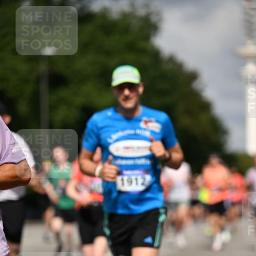 29.06.2025 - hella hamburg halbmarathon Dr. Thomas Lammeyer http://msf.ph/oto/8312248 29.06.2025 09:54:56 Kennedybrücke 1136, 1256, 1912, 1941, 1962, 2972, 3523, 3700, 3947, 4759, 4843, 4854, 4865, 5275, 5375, 5410, 6593, 6901, 7116, 7363, 7378, 7635, 7693, 7962, 8871, 9262, 9371, 9380, 9755, 9833, 9885, 10193, 10375, 10415, 10469 meine-sportfotos.de