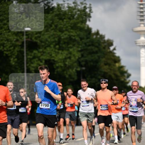 29.06.2025 - hella hamburg halbmarathon Dr. Thomas Lammeyer http://msf.ph/oto/8312693 29.06.2025 09:54:58 Kennedybrücke 1136, 1256, 1570, 1912, 1941, 2972, 3523, 3700, 3947, 4759, 4843, 4854, 4865, 4999, 5275, 5375, 5410, 6593, 7105, 7363, 7378, 7693, 7962, 8871, 9262, 9371, 9380, 9755, 9833, 9885, 10193, 10375, 10415, 10469, 11417 meine-sportfotos.de