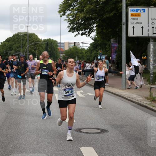 29.06.2025 - hella hamburg halbmarathon Yannick Fuchs http://msf.ph/oto/8312866 29.06.2025 10:50:40 20KM 1485, 1583, 1955, 2034, 2083, 2741, 3413, 3836, 4152, 4940, 5033, 5418, 5492, 5570, 6399, 6416, 6835, 7716, 8393, 8542, 8652, 8669, 8825, 9488, 9727, 9820, 9884, 9907, 9934, 10133, 10212, 11083, 11212, 11612, 12014, 12348, 12440, 12523, 12590, 12712, 13394, 13666, 13750, 14139, 14408, 14588, 14678, 15097, 15407, 15431, 15695, 15712, 16113, 16121, 16257, 16261, 16470, 16634, 16679, 17268, 17617, 18208, 18652, 18719, 18899, 19091, 19184 meine-sportfotos.de