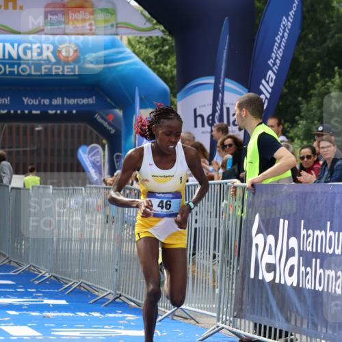 29.06.2025 - hella hamburg halbmarathon Strokosch-Dieckow http://msf.ph/oto/8313104 29.06.2025 10:11:06 Ziel 46 meine-sportfotos.de