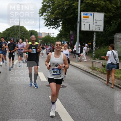 29.06.2025 - hella hamburg halbmarathon Yannick Fuchs http://msf.ph/oto/8313233 29.06.2025 10:50:41 20KM 1485, 1583, 1955, 2034, 2741, 3413, 3435, 3836, 4152, 4940, 5033, 5418, 5492, 5570, 6399, 6416, 6835, 7716, 8393, 8542, 8652, 8669, 8825, 9488, 9727, 9820, 9884, 9907, 9934, 10133, 10212, 11083, 11212, 11612, 12014, 12348, 12440, 12523, 12590, 12712, 13394, 13666, 13750, 14139, 14408, 14588, 14678, 15097, 15407, 15431, 15695, 15712, 16113, 16121, 16257, 16261, 16470, 16634, 16679, 17268, 17617, 18208, 18652, 18719, 18899, 19091, 19184 meine-sportfotos.de