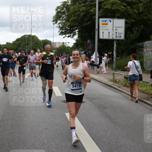 29.06.2025 - hella hamburg halbmarathon Yannick Fuchs http://msf.ph/oto/8313347 29.06.2025 10:50:41 20KM 1485, 1583, 1955, 2034, 2741, 3413, 3435, 3836, 4152, 4940, 5033, 5418, 5492, 5570, 6399, 6416, 6835, 7716, 8393, 8542, 8652, 8669, 8825, 9488, 9727, 9820, 9884, 9907, 9934, 10133, 10212, 11083, 11212, 11612, 12014, 12348, 12440, 12523, 12590, 12712, 13394, 13666, 13750, 14139, 14408, 14588, 14678, 15097, 15407, 15431, 15695, 15712, 16113, 16121, 16257, 16261, 16470, 16634, 16679, 17268, 17617, 18208, 18652, 18719, 18899, 19091, 19184 meine-sportfotos.de