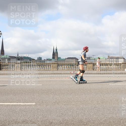 29.06.2025 - hella hamburg halbmarathon Lena Gebhardt http://msf.ph/oto/8313429 29.06.2025 09:07:09 Lombardsbrücke 257 meine-sportfotos.de