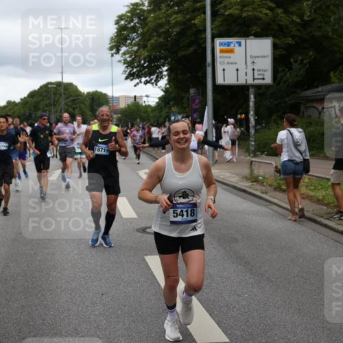 29.06.2025 - hella hamburg halbmarathon Yannick Fuchs http://msf.ph/oto/8313497 29.06.2025 10:50:41 20KM 1485, 1583, 1955, 2034, 2741, 3413, 3435, 3836, 4152, 4940, 5033, 5418, 5492, 5570, 6399, 6416, 6835, 7716, 8393, 8542, 8652, 8669, 8825, 9488, 9727, 9820, 9884, 9907, 9934, 10133, 10212, 11083, 11212, 11612, 12014, 12348, 12440, 12523, 12590, 12712, 13394, 13666, 13750, 14139, 14408, 14588, 14678, 15097, 15407, 15431, 15695, 15712, 16113, 16121, 16257, 16261, 16470, 16634, 16679, 17268, 17617, 18208, 18652, 18719, 18899, 19091, 19184 meine-sportfotos.de