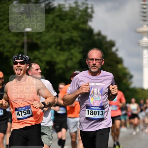 29.06.2025 - hella hamburg halbmarathon Dr. Thomas Lammeyer http://msf.ph/oto/8313821 29.06.2025 09:55:01 Kennedybrücke 1136, 1570, 1903, 1912, 1920, 1941, 2972, 3523, 3700, 3947, 4759, 4843, 4854, 4865, 4999, 5275, 5375, 5410, 6593, 7105, 7363, 7378, 7693, 7962, 8346, 8871, 9114, 9262, 9364, 9371, 9380, 9755, 9833, 9885, 10193, 10375, 10415, 10669, 11417 meine-sportfotos.de