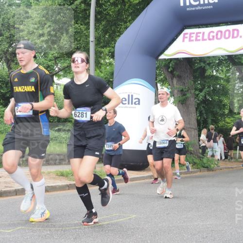 29.06.2025 - hella hamburg halbmarathon KatJ http://msf.ph/oto/8313841 29.06.2025 10:45:01 Zwischen KM18-KM19 1595, 2907, 3251, 4088, 5277, 5341, 6104, 6281, 6302 meine-sportfotos.de