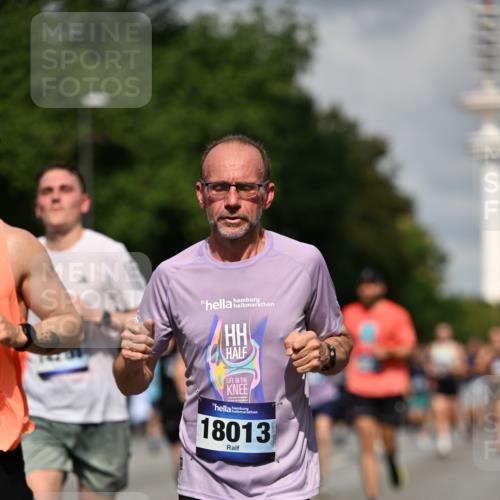 29.06.2025 - hella hamburg halbmarathon Dr. Thomas Lammeyer http://msf.ph/oto/8313951 29.06.2025 09:55:01 Kennedybrücke 1136, 1570, 1903, 1912, 1920, 1941, 2972, 3523, 3700, 3947, 4759, 4843, 4854, 4865, 4999, 5275, 5375, 5410, 6593, 7105, 7363, 7378, 7693, 7962, 8346, 8871, 9114, 9262, 9364, 9371, 9380, 9755, 9833, 9885, 10193, 10375, 10415, 10669, 11417 meine-sportfotos.de