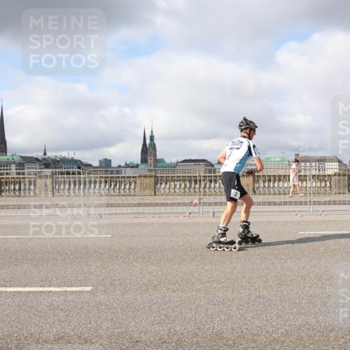 29.06.2025 - hella hamburg halbmarathon Lena Gebhardt http://msf.ph/oto/8313999 29.06.2025 09:07:10 Lombardsbrücke 2000 meine-sportfotos.de