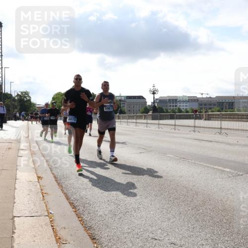 29.06.2025 - hella hamburg halbmarathon Lena Gebhardt http://msf.ph/oto/8314201 29.06.2025 09:47:21 Lombardsbrücke 16075, 5961, 1002, 1053, 1217, 1396, 1407, 1411, 1577, 1910, 1959, 2121, 2228, 2404, 2563, 2774, 2836, 2851, 3005, 3783, 3790, 3935, 4246, 4740, 5193, 5660, 5923, 5961, 6032, 6305, 6473, 6915, 7080, 7831, 7867, 7972, 8323, 8366, 8395, 9171, 9376, 9508, 9519, 10771, 11055, 11370, 11806, 11898, 12137, 12204, 12704, 12751, 13029, 13148, 13729, 13771, 13972, 13991, 14069, 14385, 14459, 16123, 17154, 18419 meine-sportfotos.de