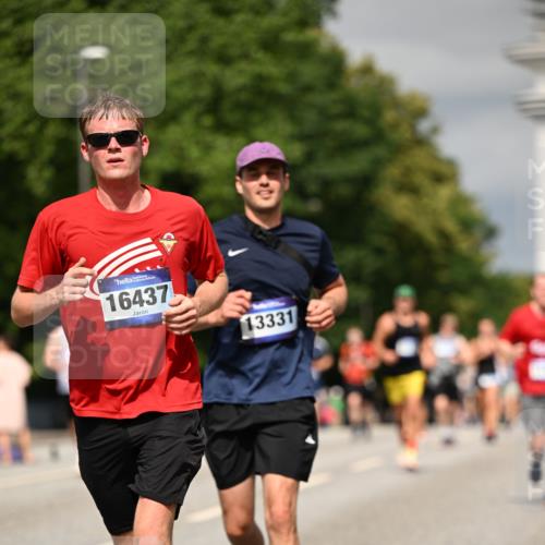 29.06.2025 - hella hamburg halbmarathon Dr. Thomas Lammeyer http://msf.ph/oto/8314349 29.06.2025 10:17:12 Kennedybrücke 1007, 1328, 1859, 2961, 3218, 3729, 4187, 4554, 4950, 5597, 5598, 6026, 7346, 8115, 8279, 8913, 9128, 9527, 10581 meine-sportfotos.de