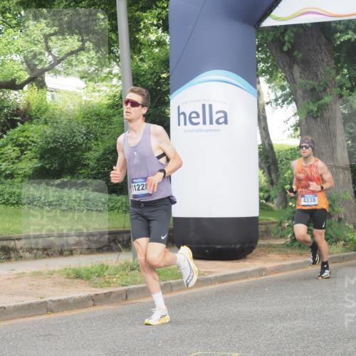 29.06.2025 - hella hamburg halbmarathon KatJ http://msf.ph/oto/8314482 29.06.2025 10:15:41 Zwischen KM18-KM19 4338 meine-sportfotos.de