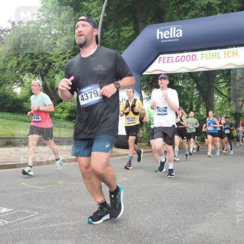 29.06.2025 - hella hamburg halbmarathon KatJ http://msf.ph/oto/8314901 29.06.2025 10:45:15 Zwischen KM18-KM19 4319, 4379, 4708, 6147, 6531, 8744 meine-sportfotos.de