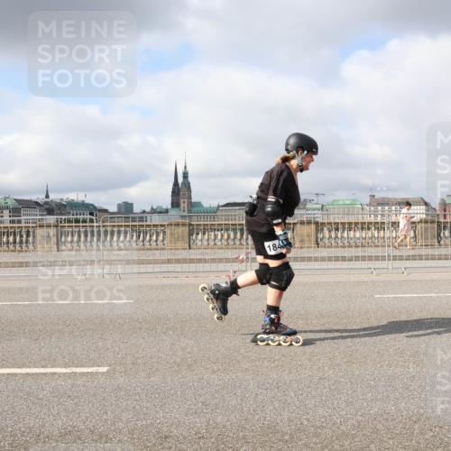 29.06.2025 - hella hamburg halbmarathon Lena Gebhardt http://msf.ph/oto/8314905 29.06.2025 09:07:12 Lombardsbrücke 184 meine-sportfotos.de