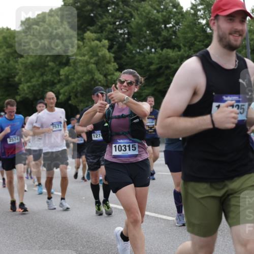 29.06.2025 - hella hamburg halbmarathon Jannik Wohlers http://msf.ph/oto/8314946 29.06.2025 10:38:46 Lombardsbrücke 1760, 1856, 2092, 2534, 2571, 2574, 2843, 2893, 2998, 3275, 3727, 3745, 4410, 4523, 4659, 4882, 6062, 6112, 6611, 7341, 7506, 7589, 7815, 8243, 8457, 9420, 9446, 9974, 9977, 10001, 10072, 10315, 10516, 10696, 11129, 11201, 11313, 11533, 12090, 12092, 12391, 12410, 12745, 13060, 13922, 14856, 14871, 14956, 15112, 15262, 15765, 16335, 16382, 16388, 16841, 16866, 16869, 16883, 16884, 17313, 17368, 17536 meine-sportfotos.de