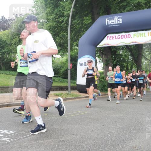 29.06.2025 - hella hamburg halbmarathon KatJ http://msf.ph/oto/8315095 29.06.2025 10:45:17 Zwischen KM18-KM19 1319, 4319, 4379, 4708, 5084, 6138, 6147, 6531, 8744 meine-sportfotos.de