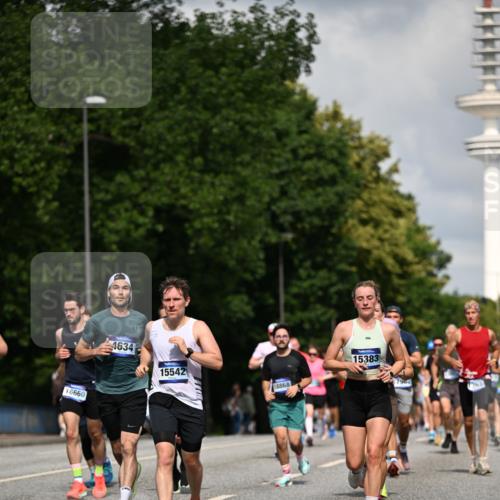 29.06.2025 - hella hamburg halbmarathon Dr. Thomas Lammeyer http://msf.ph/oto/8315522 29.06.2025 09:55:06 Kennedybrücke 1136, 1570, 1903, 1912, 1920, 1941, 2972, 3523, 3700, 4297, 4759, 4843, 4865, 4999, 5275, 5375, 5410, 7092, 7105, 7363, 7693, 7962, 8346, 8871, 9114, 9262, 9364, 9380, 10193, 10375, 10480, 10669, 11417 meine-sportfotos.de