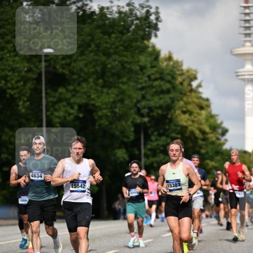 29.06.2025 - hella hamburg halbmarathon Dr. Thomas Lammeyer http://msf.ph/oto/8315592 29.06.2025 09:55:07 Kennedybrücke 1136, 1570, 1903, 1912, 1920, 1941, 2972, 3523, 3700, 4297, 4759, 4843, 4999, 5375, 5410, 7092, 7105, 7363, 7962, 8346, 8871, 9114, 9262, 9364, 9380, 10375, 10480, 10669, 11417 meine-sportfotos.de