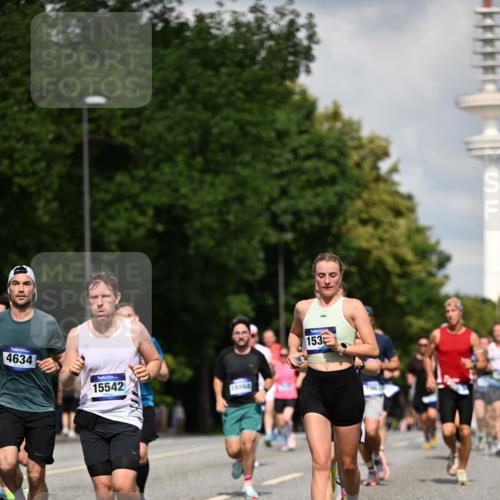 29.06.2025 - hella hamburg halbmarathon Dr. Thomas Lammeyer http://msf.ph/oto/8315827 29.06.2025 09:55:07 Kennedybrücke 1136, 1570, 1903, 1912, 1920, 1941, 2972, 3523, 3700, 4297, 4759, 4843, 4999, 5375, 5410, 7092, 7105, 7363, 7962, 8346, 8871, 9114, 9262, 9364, 9380, 10375, 10480, 10669, 11417 meine-sportfotos.de