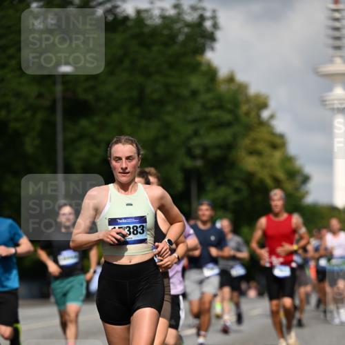 29.06.2025 - hella hamburg halbmarathon Dr. Thomas Lammeyer http://msf.ph/oto/8316086 29.06.2025 09:55:09 Kennedybrücke 1136, 1570, 1903, 1920, 1941, 2972, 3523, 3700, 4297, 4759, 4843, 4991, 4999, 5375, 5410, 6490, 7092, 7105, 7363, 7962, 8346, 8871, 9114, 9262, 9364, 9380, 10319, 10375, 10480, 10669, 11417 meine-sportfotos.de