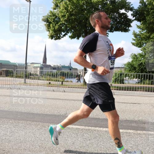 29.06.2025 - hella hamburg halbmarathon Lena Gebhardt http://msf.ph/oto/8316730 29.06.2025 09:47:38 Lombardsbrücke 59, 1002, 1164, 1217, 1407, 1910, 1959, 2121, 2196, 2228, 2296, 2404, 2774, 2836, 2851, 3783, 3790, 3935, 4246, 4740, 5092, 5923, 5961, 6032, 6305, 6473, 6915, 7831, 7972, 8084, 8366, 8395, 8901, 9171, 9376, 9508, 9944, 10771, 10968, 11019, 11370, 11559, 11806, 12137, 12462, 12704, 12751, 13029, 13419, 13514, 13798, 13972, 14459, 14601, 14952, 15965, 16123, 16964, 17154, 18419 meine-sportfotos.de