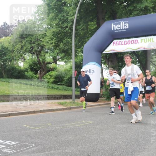 29.06.2025 - hella hamburg halbmarathon KatJ http://msf.ph/oto/8316746 29.06.2025 10:45:22 Zwischen KM18-KM19 1319, 4708, 4767, 5084, 6138, 6147, 7189, 8744 meine-sportfotos.de