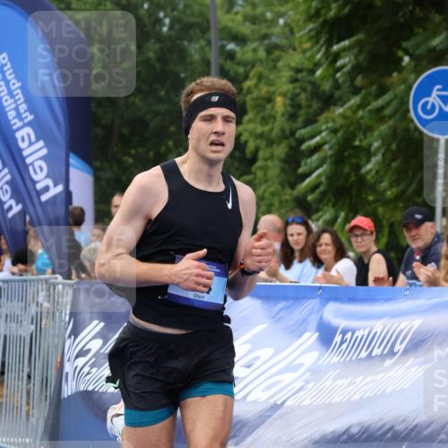 29.06.2025 - hella hamburg halbmarathon Strokosch-Dieckow http://msf.ph/oto/8316785 29.06.2025 10:05:59 Ziel 24 meine-sportfotos.de