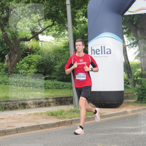 29.06.2025 - hella hamburg halbmarathon KatJ http://msf.ph/oto/8316969 29.06.2025 10:15:54 Zwischen KM18-KM19 2483 meine-sportfotos.de