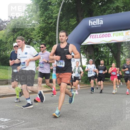 29.06.2025 - hella hamburg halbmarathon KatJ http://msf.ph/oto/8317266 29.06.2025 10:45:24 Zwischen KM18-KM19 1319, 2159, 4767, 5084, 6138, 7189 meine-sportfotos.de