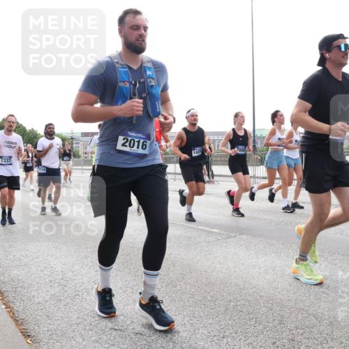 29.06.2025 - hella hamburg halbmarathon Lena Gebhardt http://msf.ph/oto/8317680 29.06.2025 10:37:29 Lombardsbrücke 1337, 4710, 2016, 1428, 7085, 1022, 1276, 1337, 1475, 1488, 1490, 1597, 1819, 2016, 2031, 2072, 2104, 2199, 2272, 2480, 2486, 2640, 2853, 3127, 3230, 3633, 3714, 4097, 4347, 4733, 5146, 5171, 5186, 5224, 5522, 5538, 5560, 5640, 5786, 5790, 5875, 5940, 6172, 6243, 6584, 6804, 6821, 6955, 7085, 7124, 7202, 7235, 7321, 7350, 7544, 7707, 7777, 7823, 8007, 8257, 8258, 8315, 8811, 8843, 9054, 9055, 9247, 9524, 9895, 10506, 12123, 12254, 12472, 12824, 16680, 17798 meine-sportfotos.de