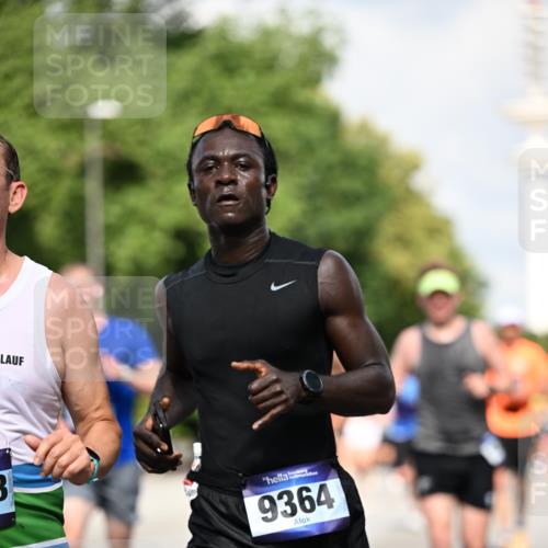 29.06.2025 - hella hamburg halbmarathon Dr. Thomas Lammeyer http://msf.ph/oto/8317937 29.06.2025 09:55:18 Kennedybrücke 1312, 1570, 1903, 1920, 2653, 2880, 3437, 3697, 4297, 4991, 4999, 5014, 5129, 5410, 5987, 6490, 6770, 7092, 7105, 7363, 7962, 8074, 8346, 8359, 8871, 8900, 9114, 9358, 9364, 9659, 10319, 10375, 10480, 10669, 11021, 11417 meine-sportfotos.de