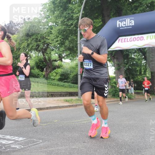 29.06.2025 - hella hamburg halbmarathon KatJ http://msf.ph/oto/8318058 29.06.2025 10:45:27 Zwischen KM18-KM19 1946, 1951, 2159, 7189 meine-sportfotos.de