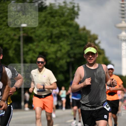 29.06.2025 - hella hamburg halbmarathon Dr. Thomas Lammeyer http://msf.ph/oto/8318124 29.06.2025 09:55:19 Kennedybrücke 1312, 1353, 1570, 1903, 1920, 2653, 2880, 3437, 3697, 4297, 4991, 4999, 5014, 5129, 5410, 5987, 6490, 6770, 7092, 7105, 7363, 7962, 8074, 8346, 8359, 8871, 8900, 9114, 9358, 9364, 9659, 10319, 10375, 10480, 10669, 11021, 11417 meine-sportfotos.de