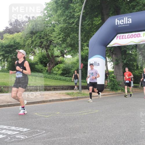 29.06.2025 - hella hamburg halbmarathon KatJ http://msf.ph/oto/8318231 29.06.2025 10:45:28 Zwischen KM18-KM19 1946, 1951, 2159, 4796, 7189 meine-sportfotos.de