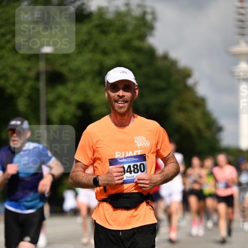 29.06.2025 - hella hamburg halbmarathon Dr. Thomas Lammeyer http://msf.ph/oto/8318539 29.06.2025 09:55:22 Kennedybrücke 1312, 1353, 1570, 1903, 1920, 2653, 2880, 3437, 3697, 4297, 4991, 4999, 5014, 5129, 5987, 6490, 6770, 7092, 7105, 7363, 7962, 8074, 8346, 8359, 8871, 8900, 9114, 9358, 9364, 9659, 10319, 10375, 10480, 10669, 10978, 11021, 11417 meine-sportfotos.de